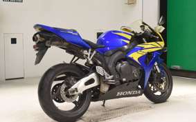 HONDA CBR1000RR 2006 SC57