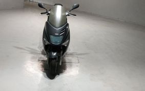 YAMAHA MAJESTY 125 SE27