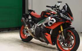 APRILIA TUONO V4 1100 2021