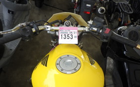 HONDA VTR 250 MC33