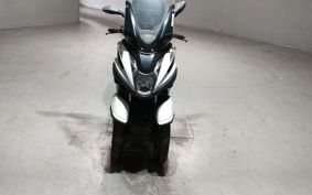 YAMAHA TRICITY 125 SE82J