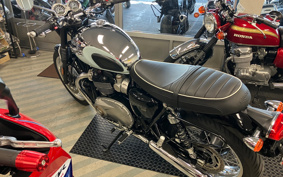 TRIUMPH  TRIUMPH  BONNEVILLE T120 2022 DAD75H