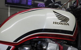 HONDA CB750 GEN 2 K 2015 RC42