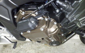 HONDA CB650R E-Clutch 2024 RH17