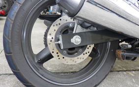 SUZUKI GSR250 2018