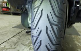 SUZUKI SKYWAVE 200 (Burgman 200) CH41A