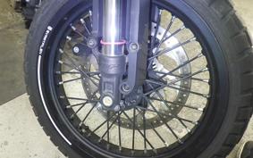 HUSQVARNA SVARTPILEN 401 2023