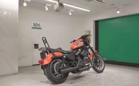 HARLEY XL883R 2006