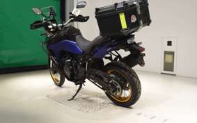 SUZUKI Vｽﾄﾛｰﾑ800DE 2023 EM1BA