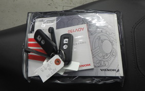 HONDA ADV150