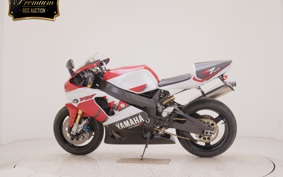 YAMAHA YZF-R7 2001