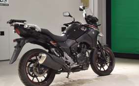 SUZUKI Vｽﾄﾛｰﾑ250A