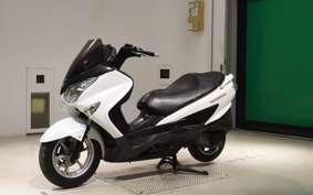 SUZUKI SKYWAVE 200 (Burgman 200)