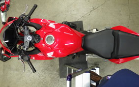 HONDA CB650R E-Clutch 2024 RH17