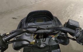 YAMAHA MAJESTY 125 SE27