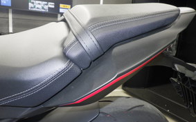 HONDA CBR650R E-Clutch 2025 RH17