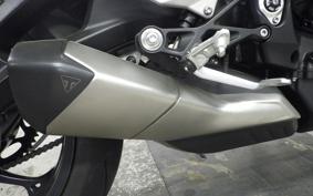 TRIUMPH STREET TRIPLE RS 2025