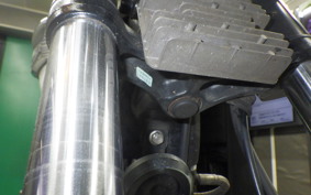 TRIUMPH BONNEVILLE T100 2005