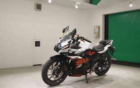SUZUKI GSX250RA 2017
