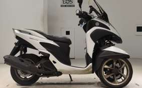 YAMAHA TRICITY 125 SE82J