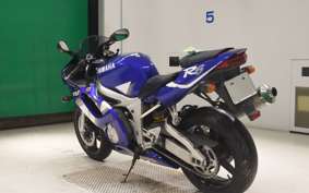 YAMAHA YZF-R6 1999