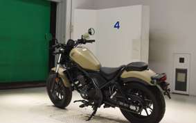 HONDA REBEL 250 E-Clutch