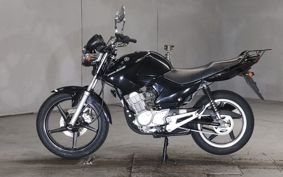 YAMAHA YBR125 RE05