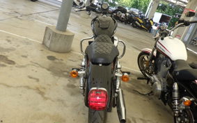 HARLEY XL883LI