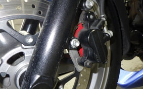 SUZUKI GSR250S