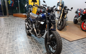 DUCATI DUCATI  SCRAMBLER  NIGHT  SHIFT 2025