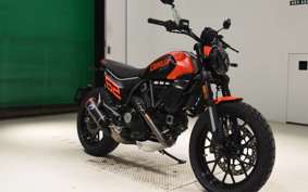 DUCATI DUCATI SCRAMBLERフルスロットル 2018