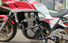 HONDA CB1300 SUPER  BOL DOR ABS 2006 SC54