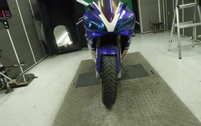 YAMAHA YZF-R1 2001