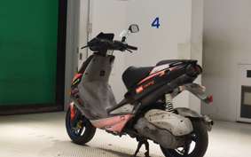 APRILIA SR125