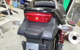HONDA X4 LD 2000 SC38