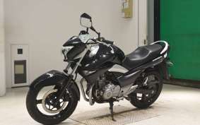 SUZUKI GSR250 2004