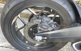 HONDA CBR650R E-Clutch 2025 RH17