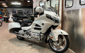 HONDA GL 1800 GOLD WING 2012 SC68