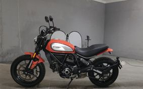 DUCATI  DUCATI  SCRAMBLER  ICON  KC04AA