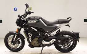 HUSQVARNA SVARTPILEN 401 2022