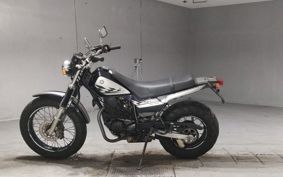 YAMAHA TW225 DG09J