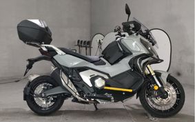 HONDA X-ADV 750 RH10