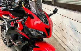 HONDA CBR600RR ABS 2011 PC40