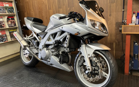 SUZUKI SV1000S 2004 VT54A