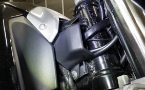 SUZUKI GSR250