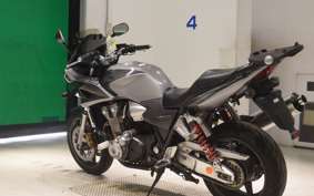 HONDA CB1300SB SUPER BOLDOR A 2007 SC54