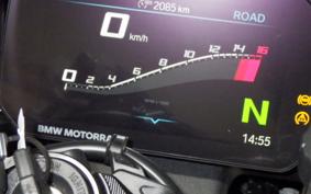 BMW M1000RR 2025
