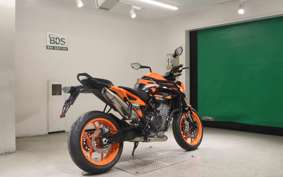 KTM 890 DUKE GP
