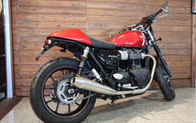 TRIUMPH  TRIUMPH  STREET  TWIN  2017 DAD74G