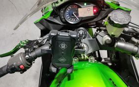 KAWASAKI NINJA 1000 2011 ZXT00G
